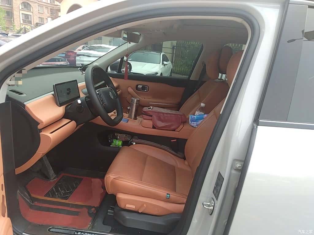 Leapmotor C10, 2024 8