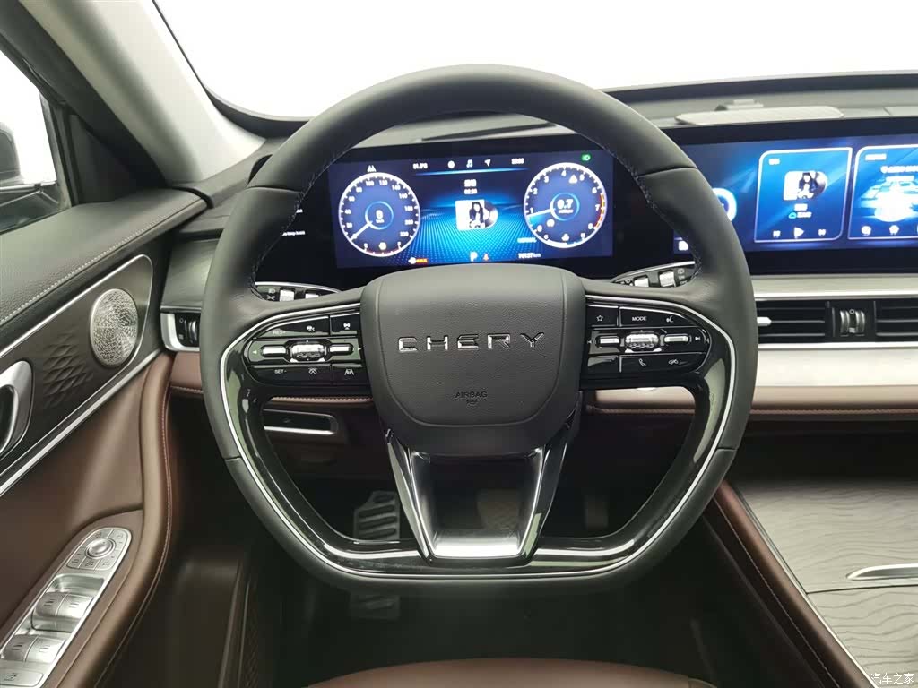 Chery Tiggo 8, 2023 11