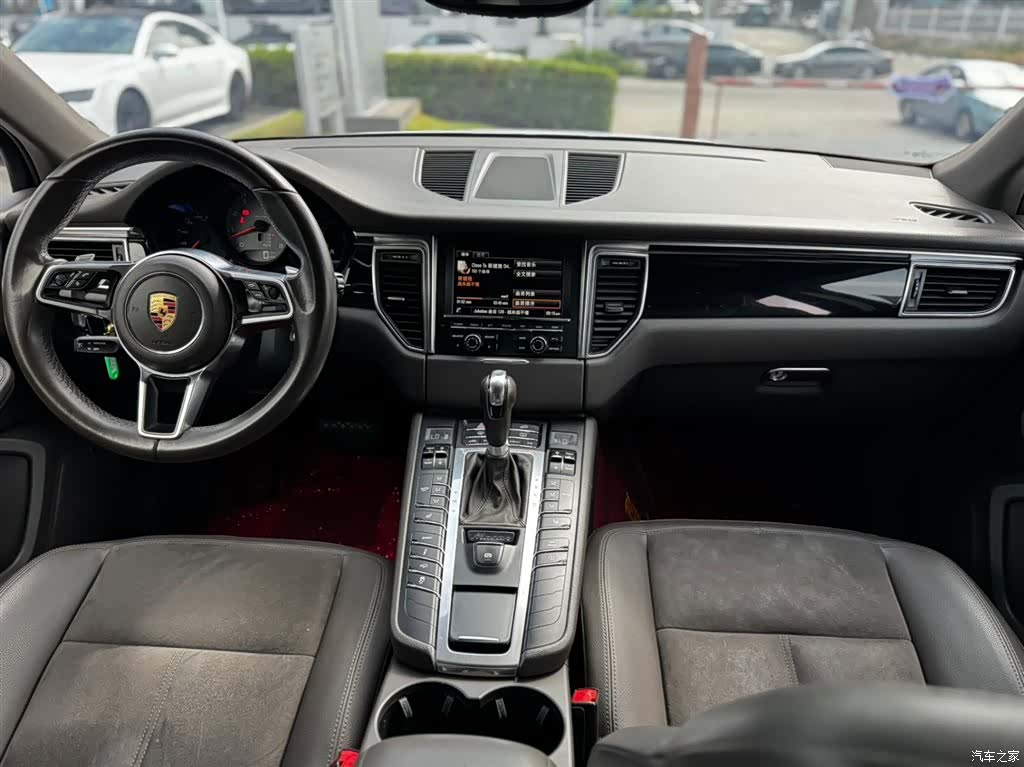 Porsche Macan, 2016 9