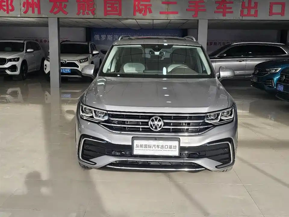 Volkswagen Tiguan L
