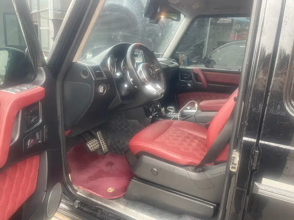 Mercedes-Benz G-class