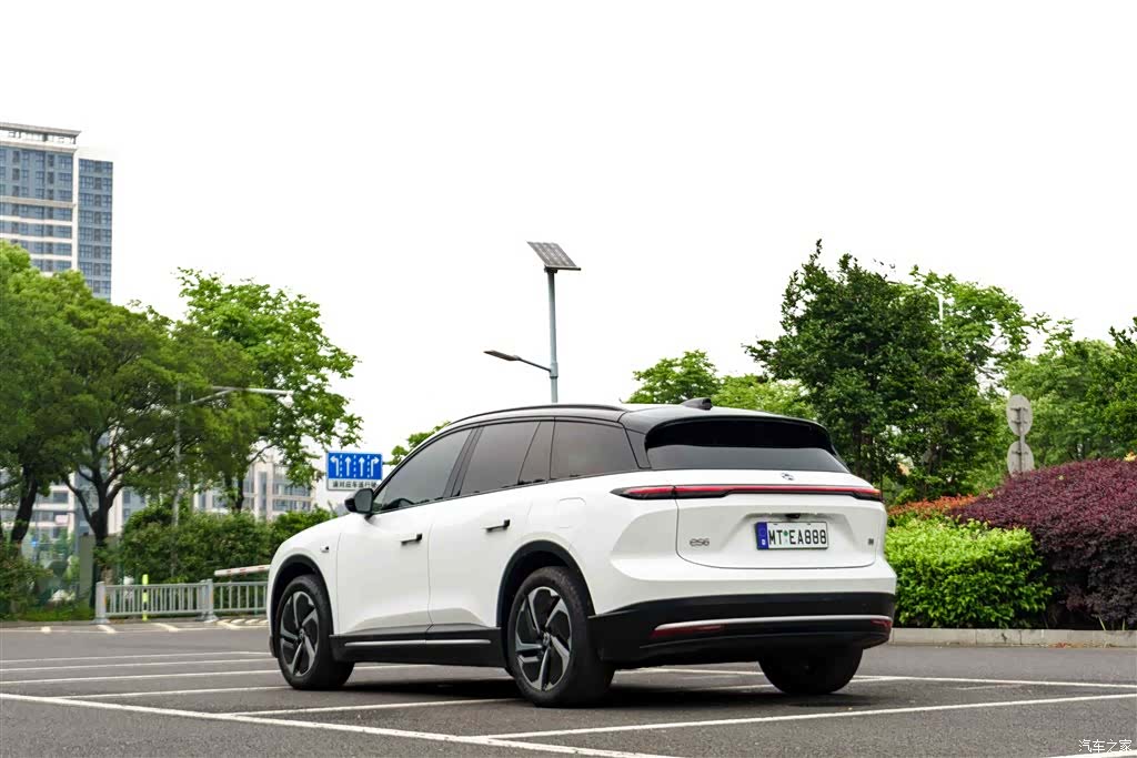 NIO ES6, 2025 8