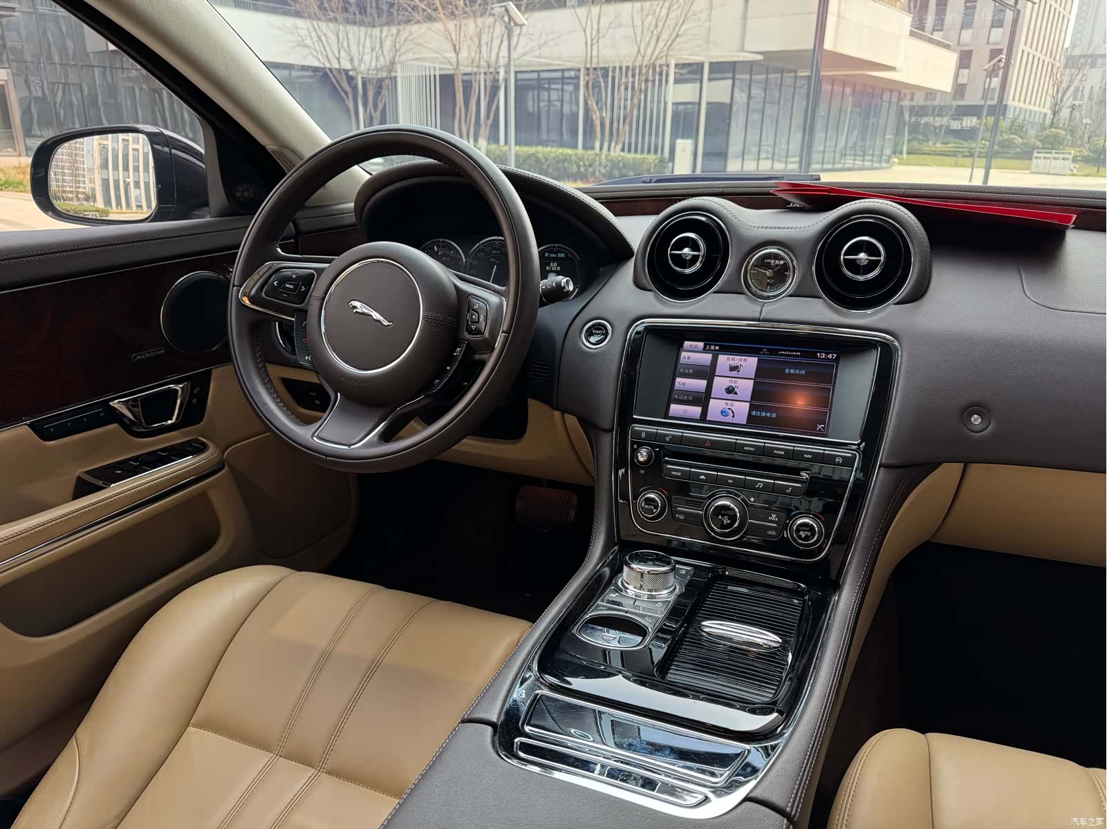 Jaguar XJ, 2014 19