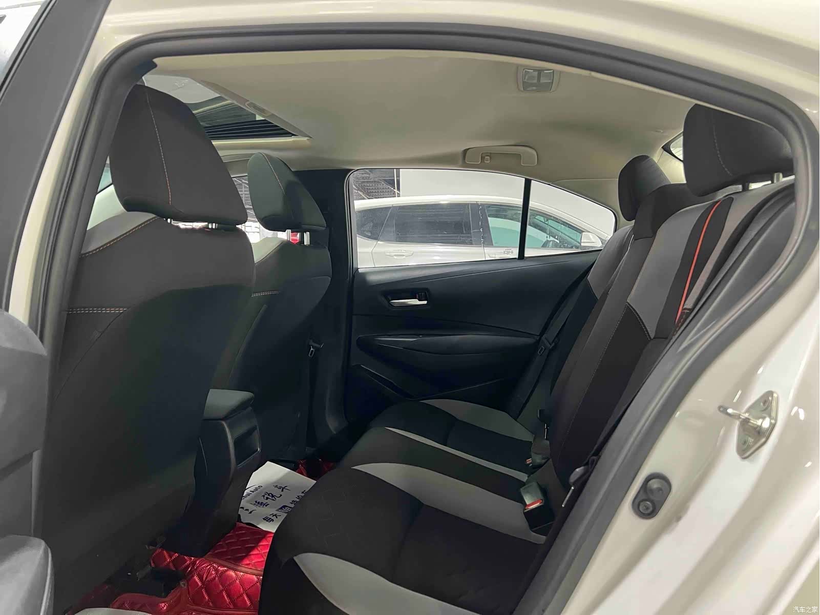 Toyota Corolla, 2022 все фото
