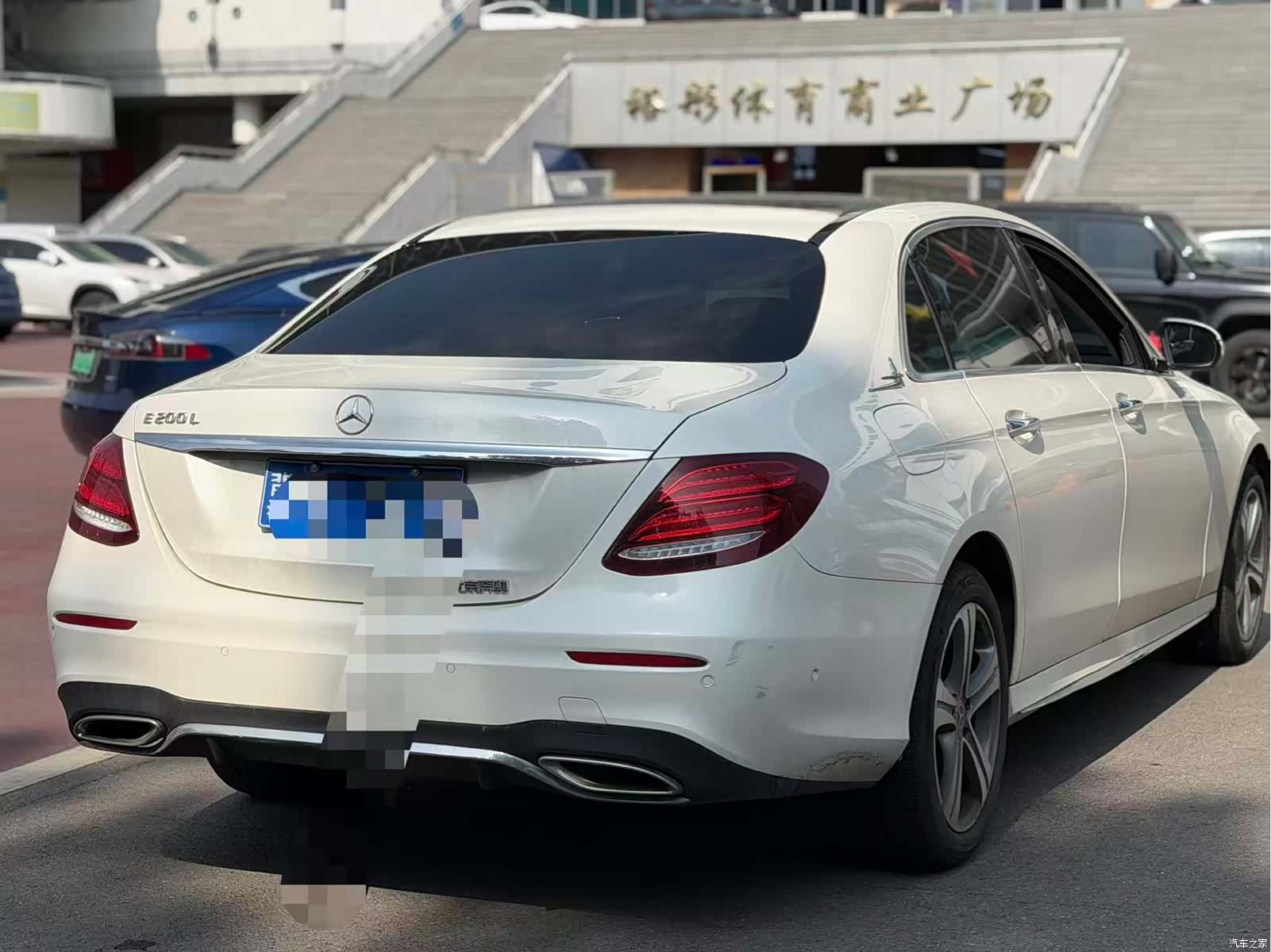 Mercedes-Benz E-Class, 2018 4