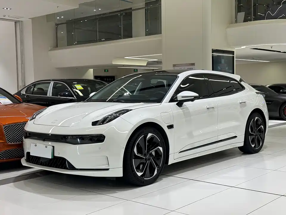 Zeekr 001
