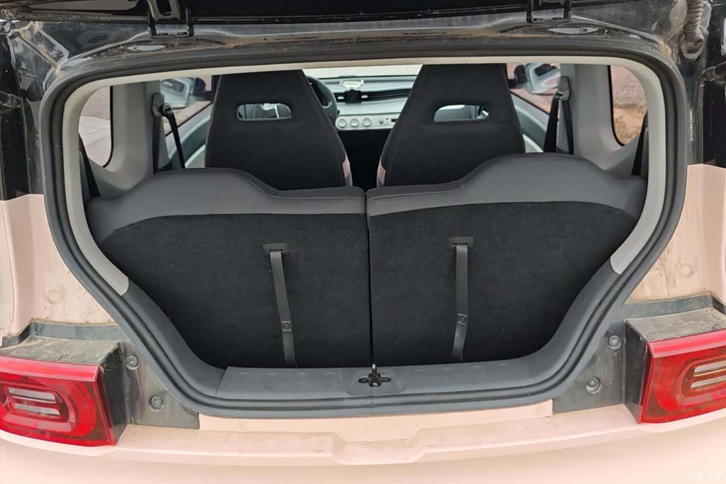 Wuling MINIEV, 2023 4