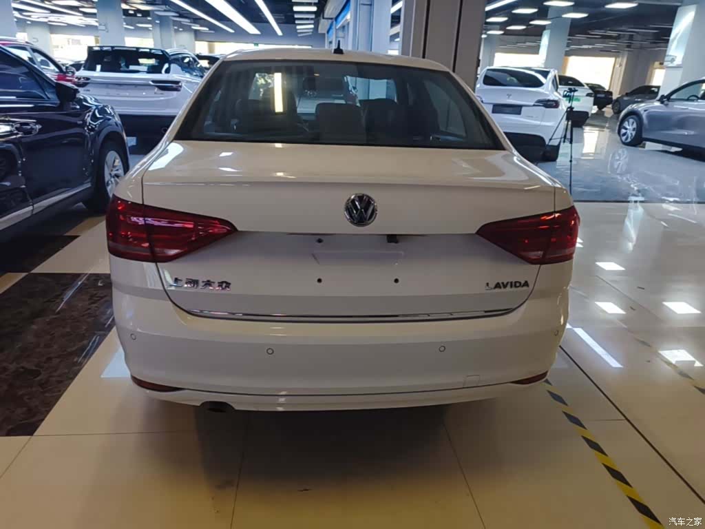 Volkswagen Lavida, 2016 6