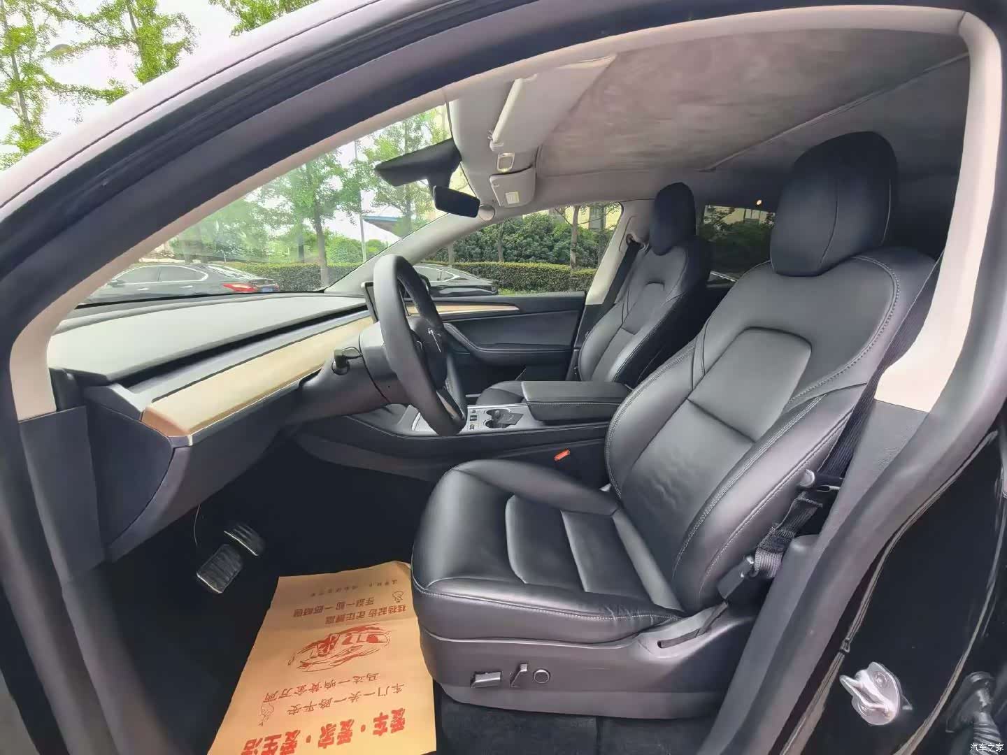 Tesla Model Y, 2021 4