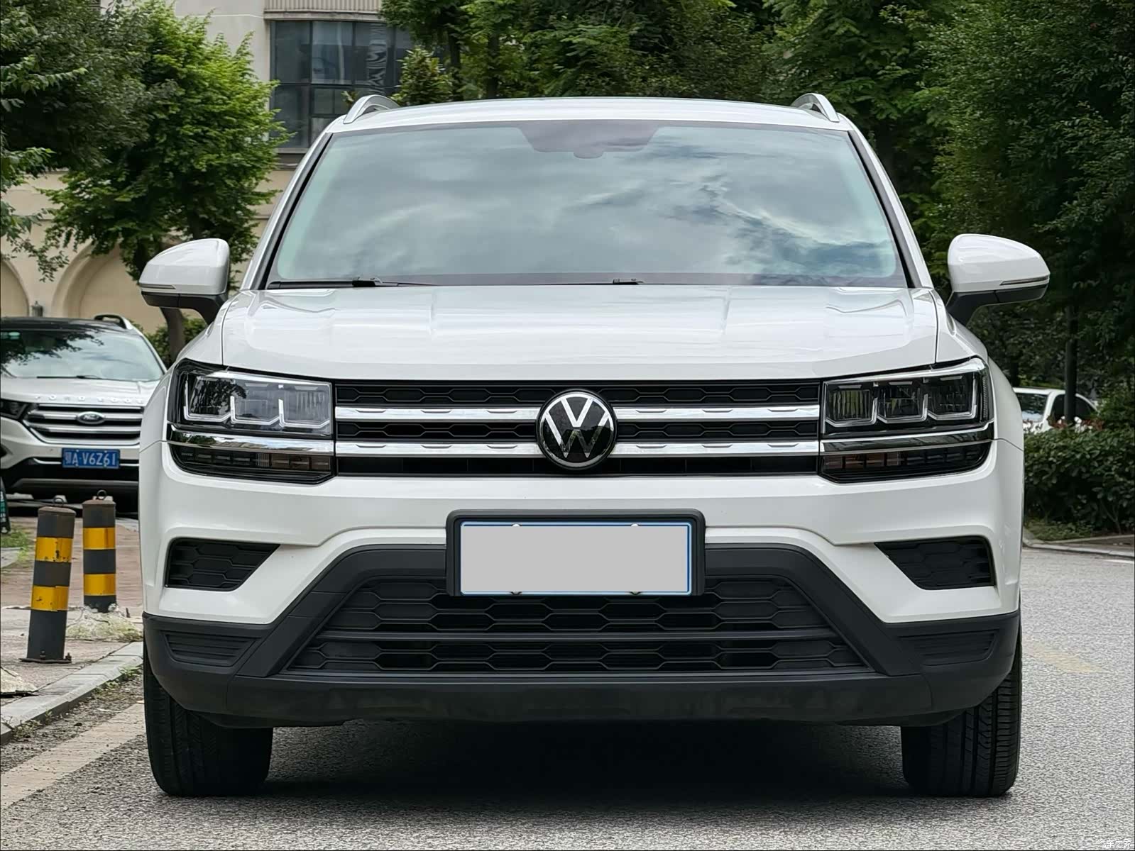 Volkswagen Tharu, 2022 1