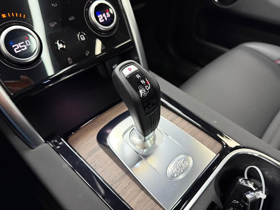 Land Rover Discover sports