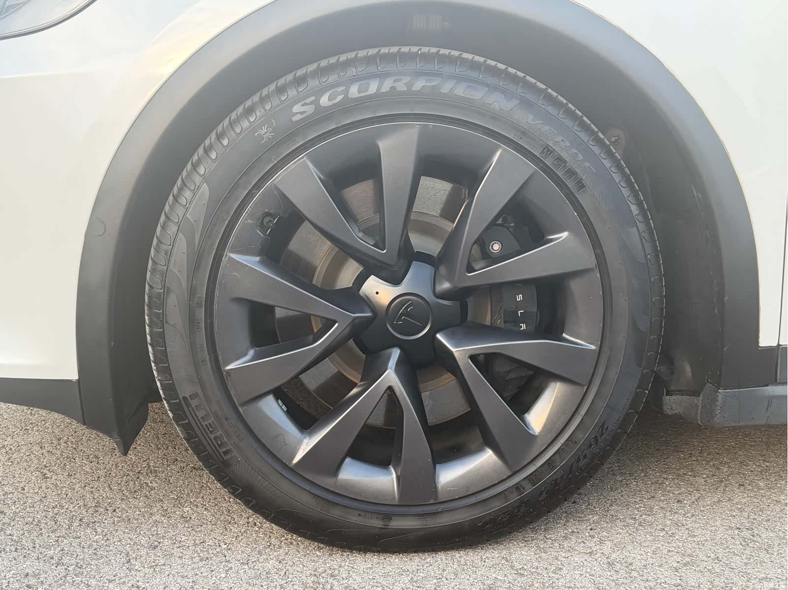 Tesla Model X, 2023 11