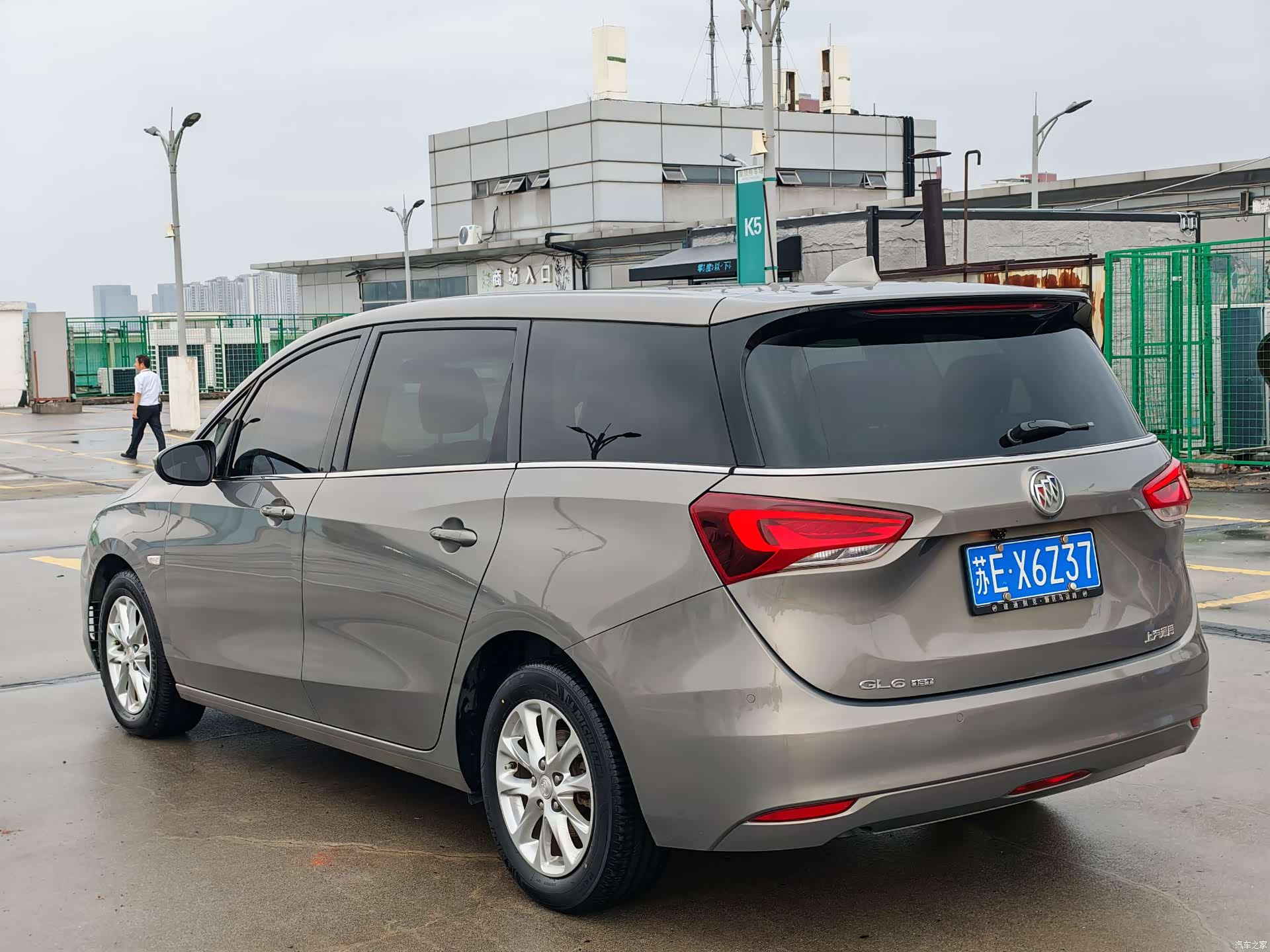 Buick GL6, 2018 6