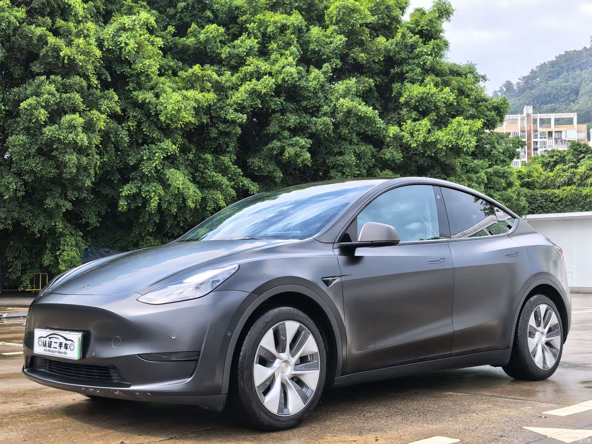 Tesla Model Y, 2022 1