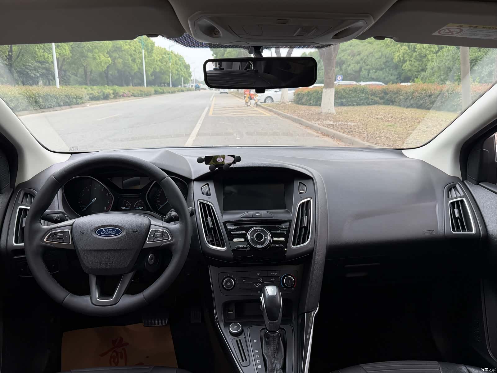 Ford Focus, 2019 9