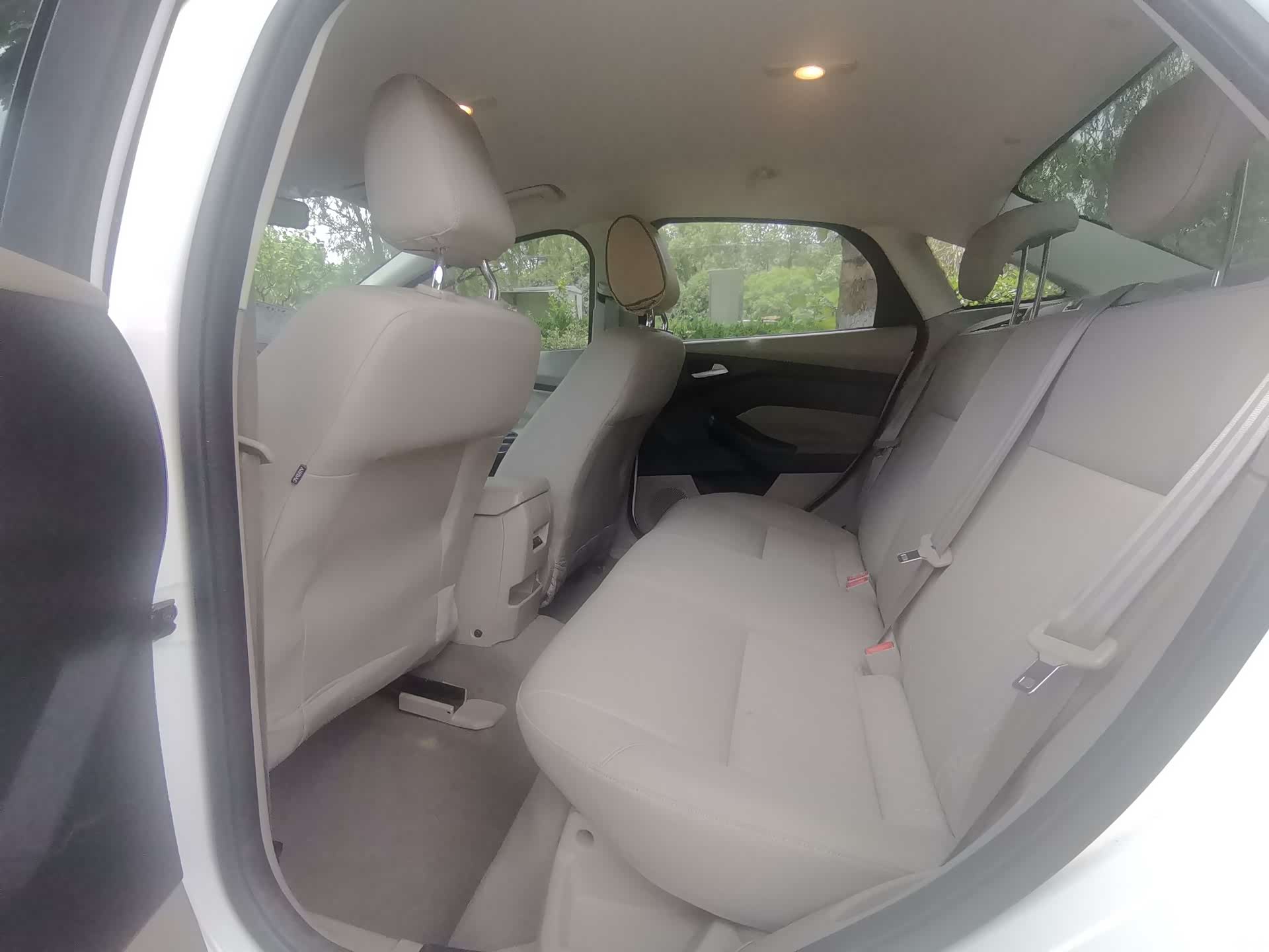Ford Focus, 2016 12