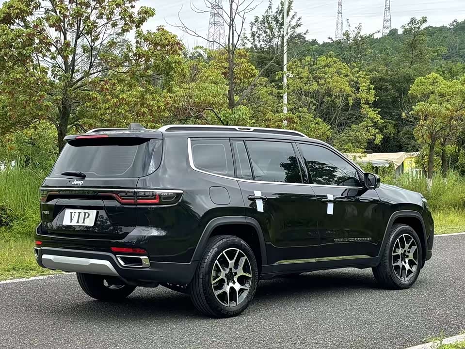 Jeep Grand Commander