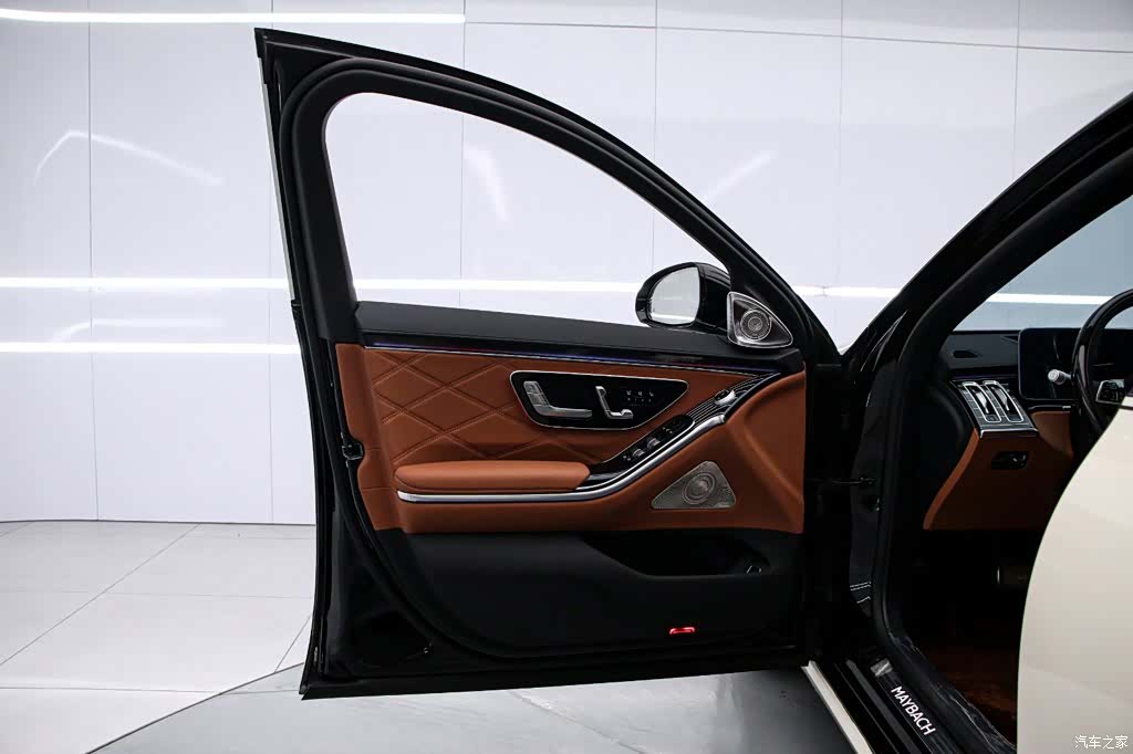Maybach S-Class, 2025 11