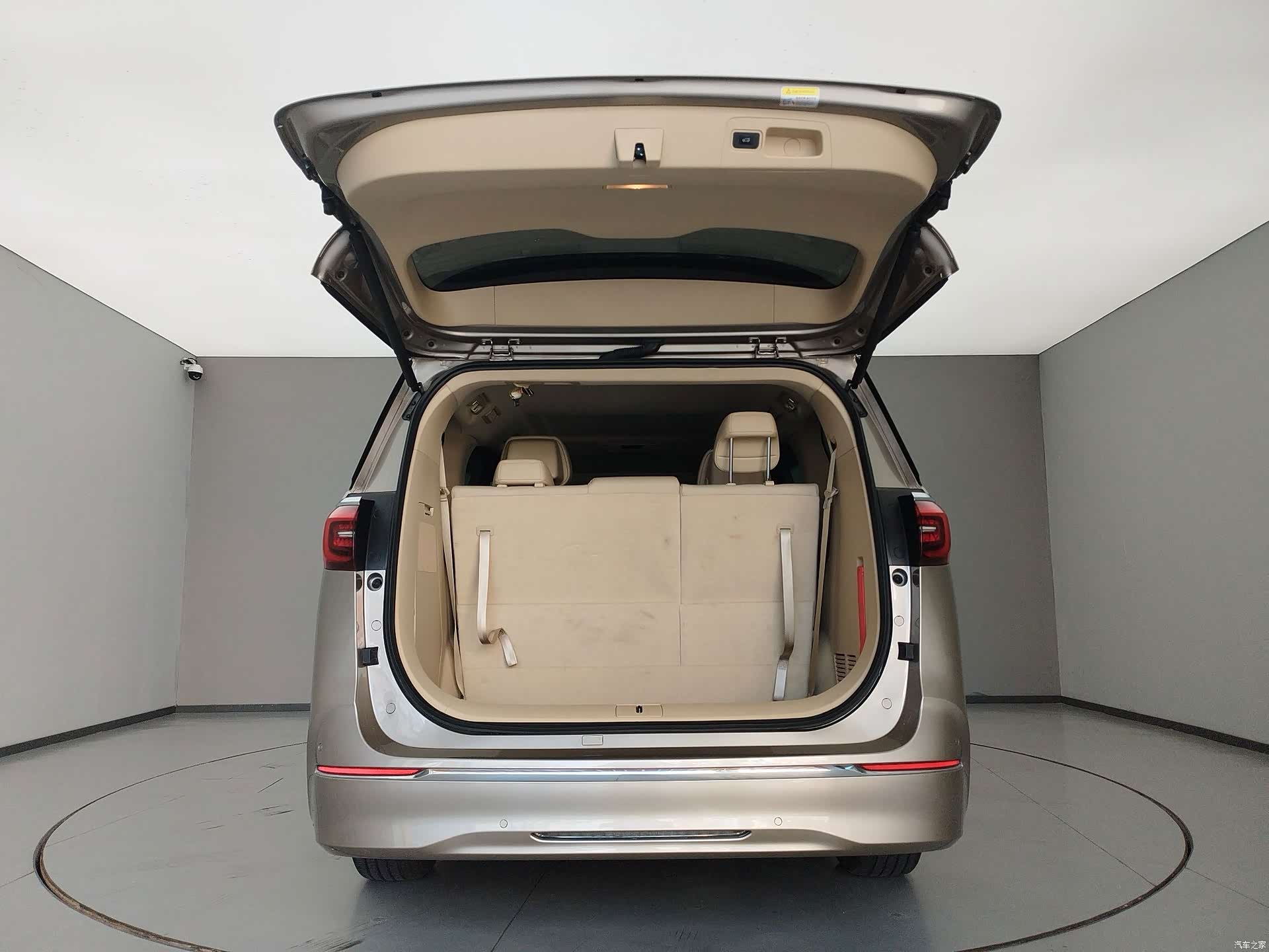 Buick GL8, 2023 7