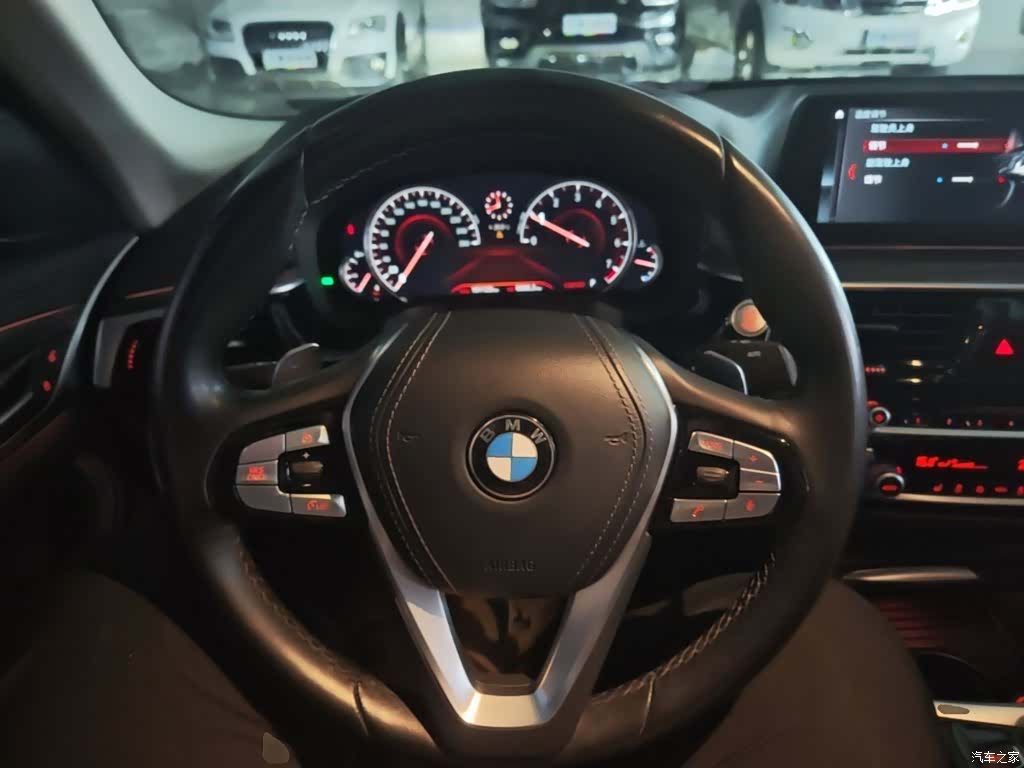BMW 5 Series, 2018 11