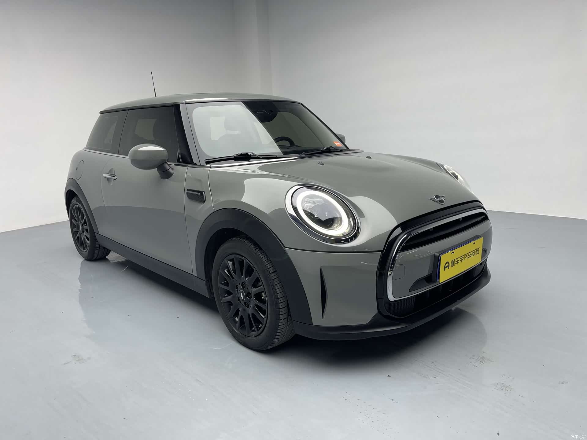 Mini ONE, 2022 11