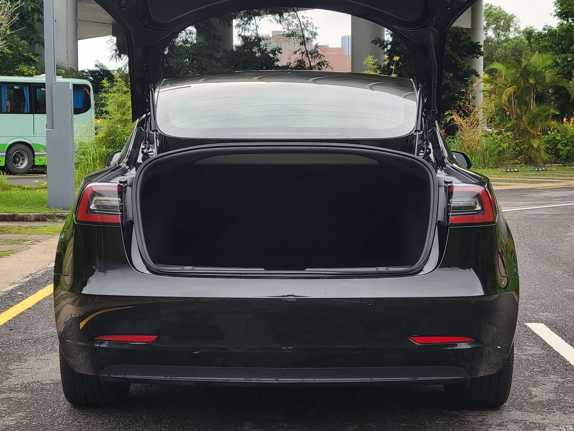 Tesla Model 3, 2020 18