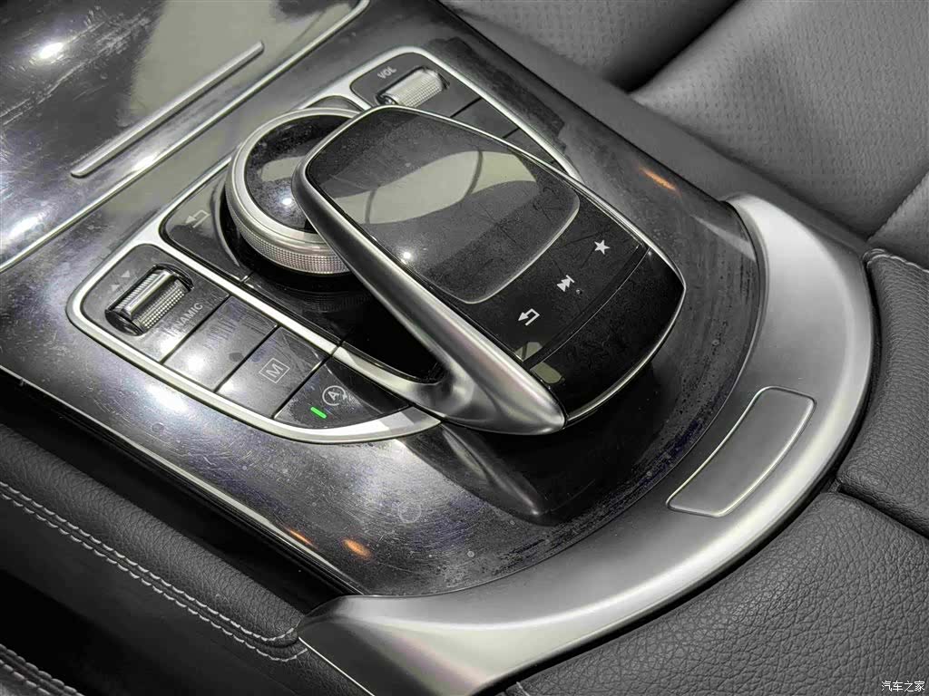 Mercedes-Benz GLC, 2019 11