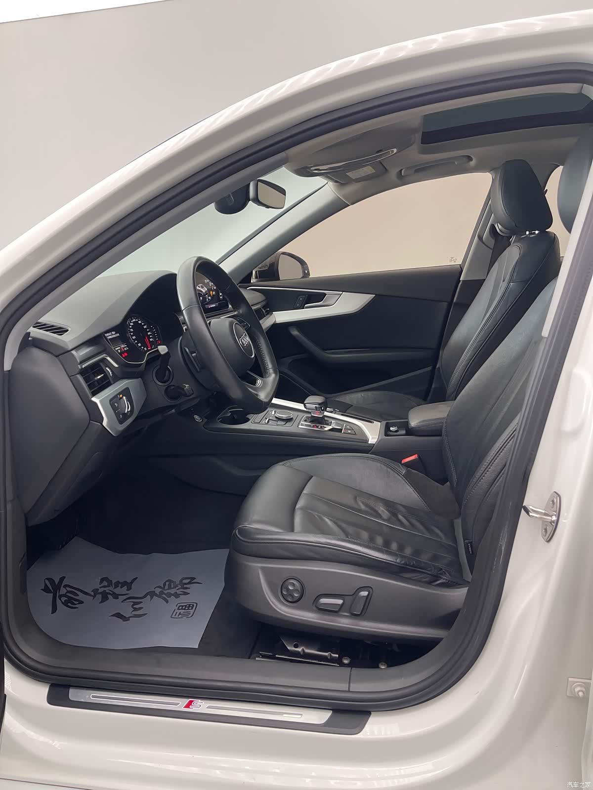 Audi A4L, 2019 16