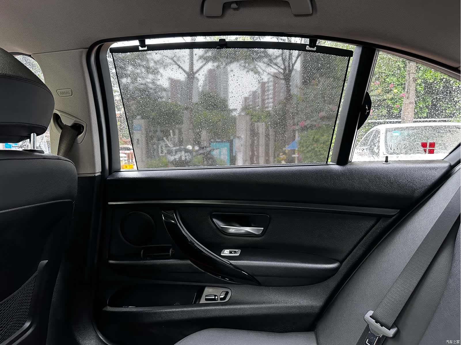 BMW 3 Series, 2017 26