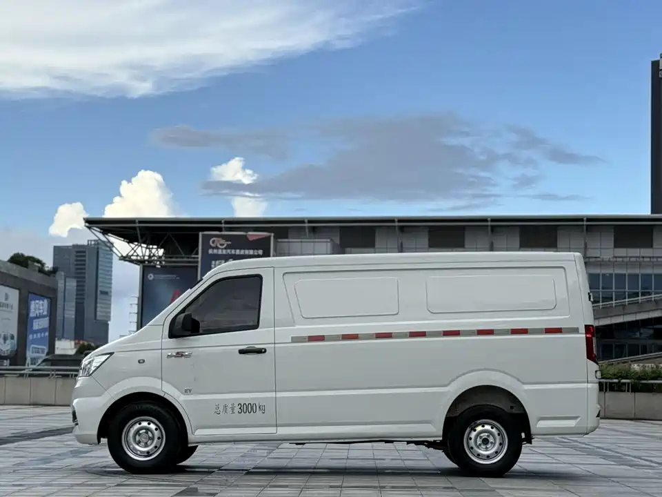 Dongfeng Yufeng Yufeng EM26