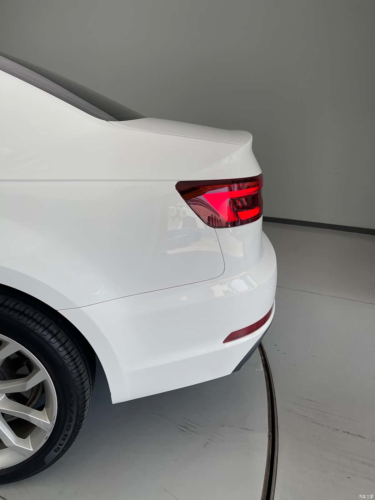 Audi A4L, 2018 10