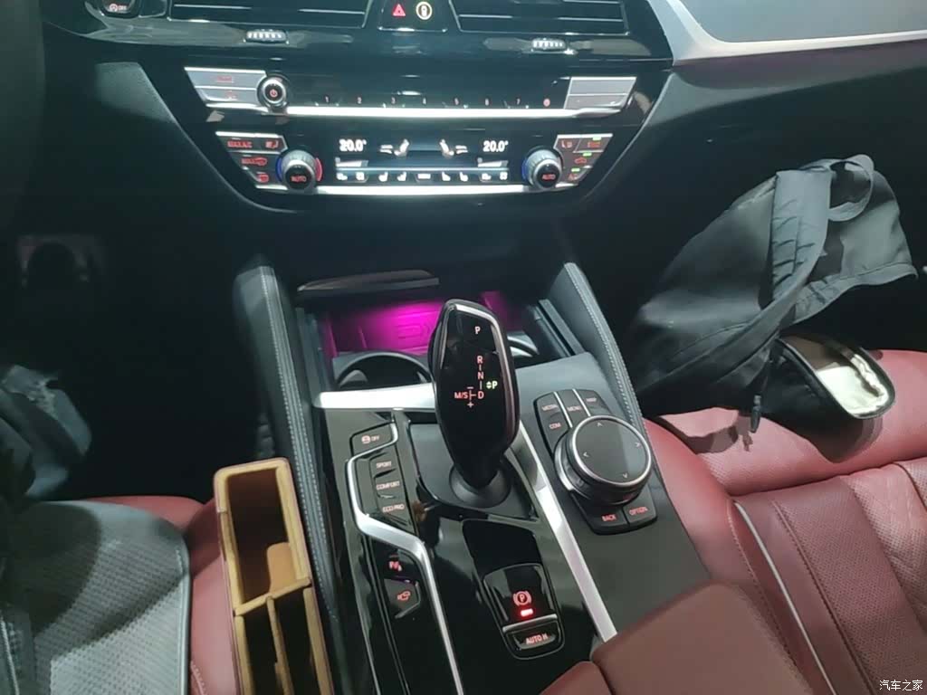 BMW 5 Series, 2022 14
