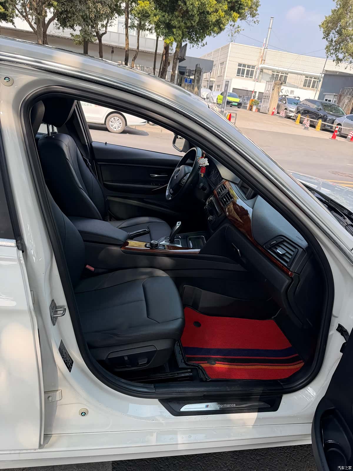 BMW 3 Series, 2015 7