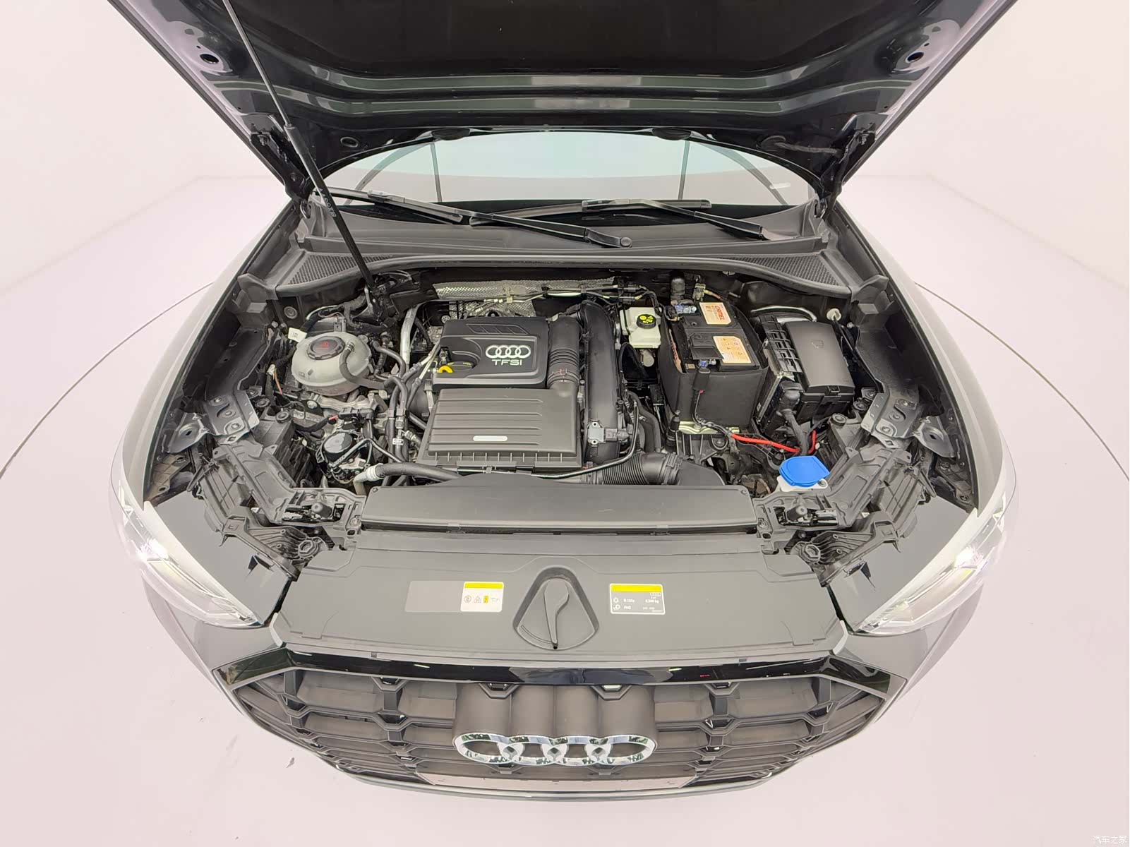 Audi Q3, 2022 8