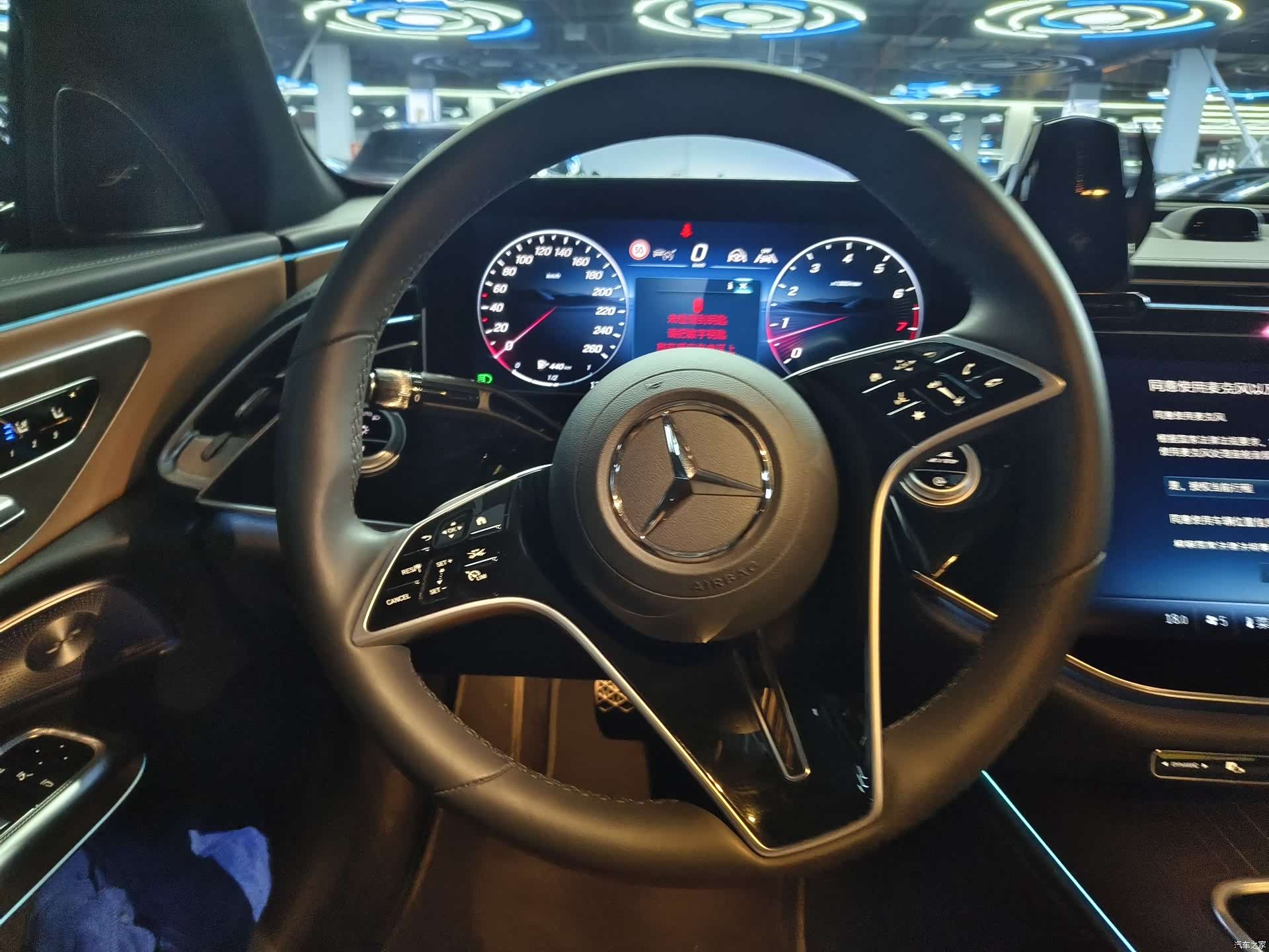 Mercedes-Benz E-Class, 2025 8