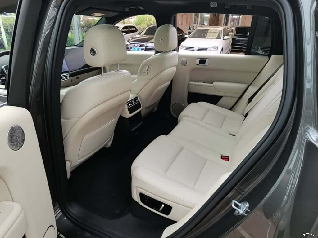 Li Auto L7, 2024 17