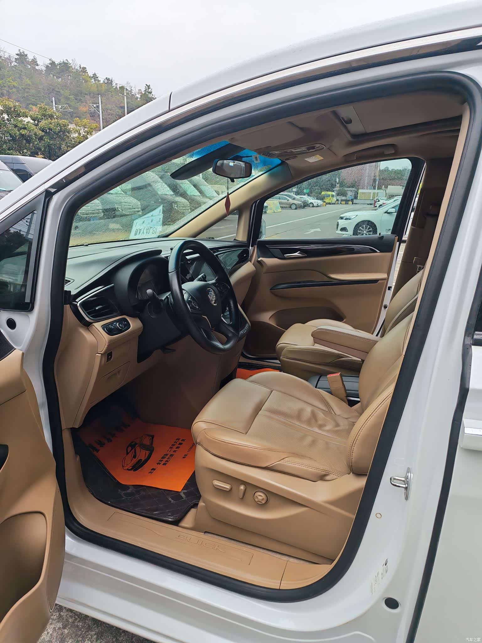 Buick GL8, 2018 4