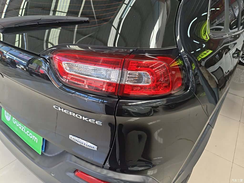 Jeep Cherokee, 2017 8
