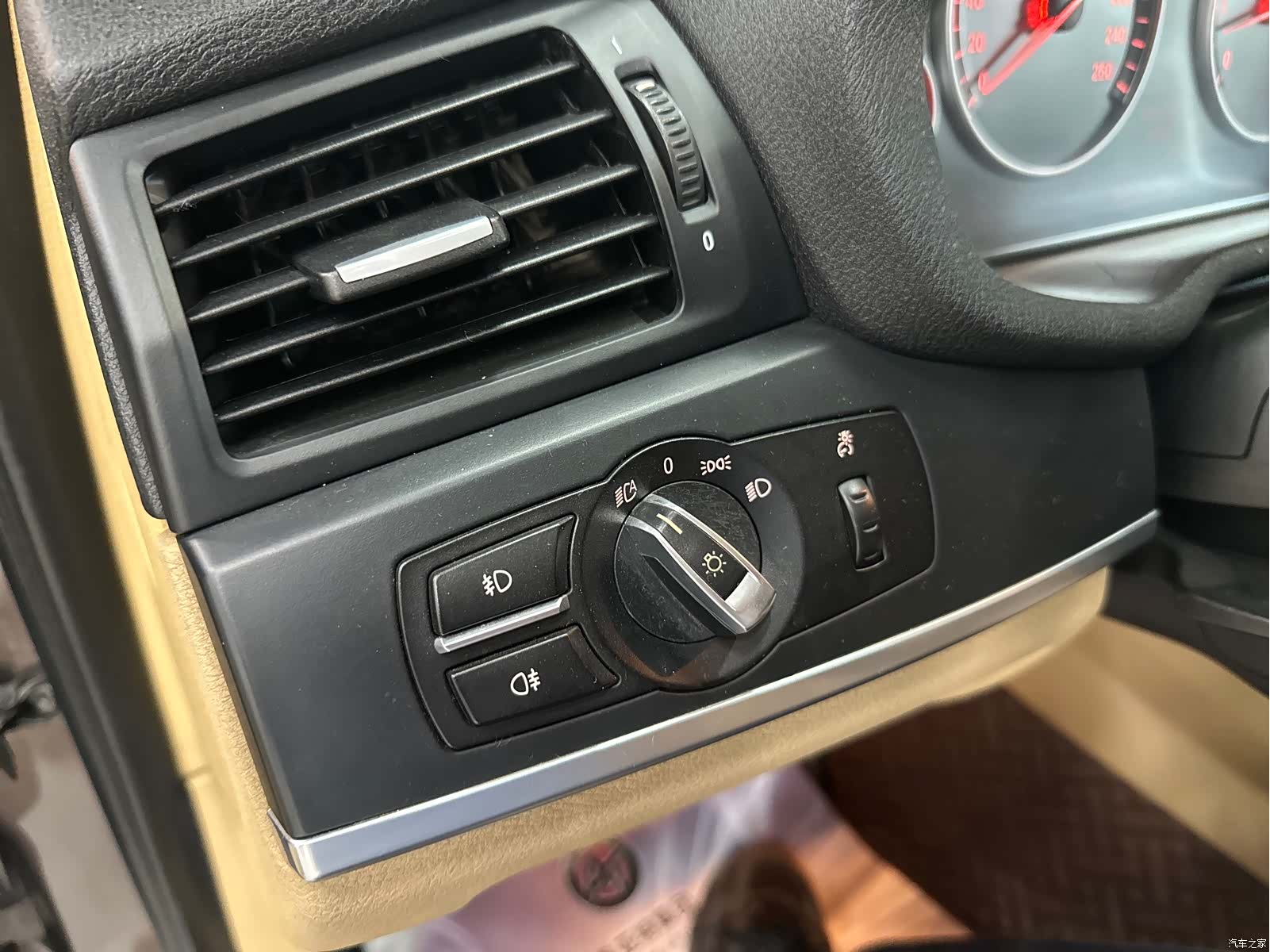 BMW X3, 2012 6