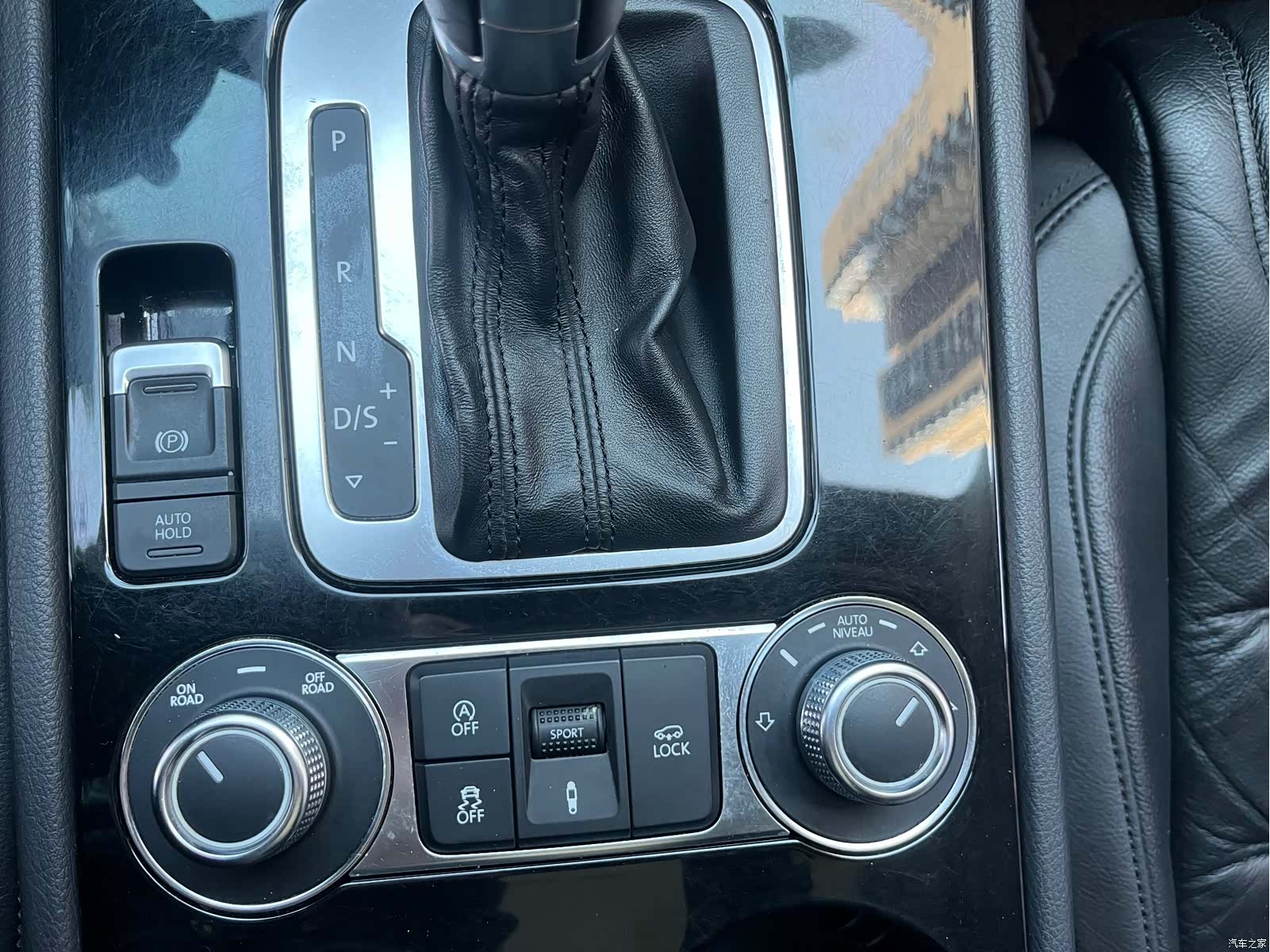 Volkswagen Touareg, 2017 14