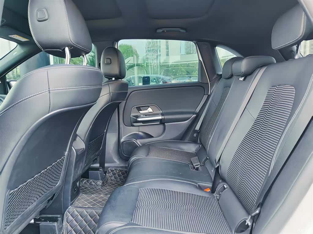 Mercedes-Benz B-Class, 2021 14