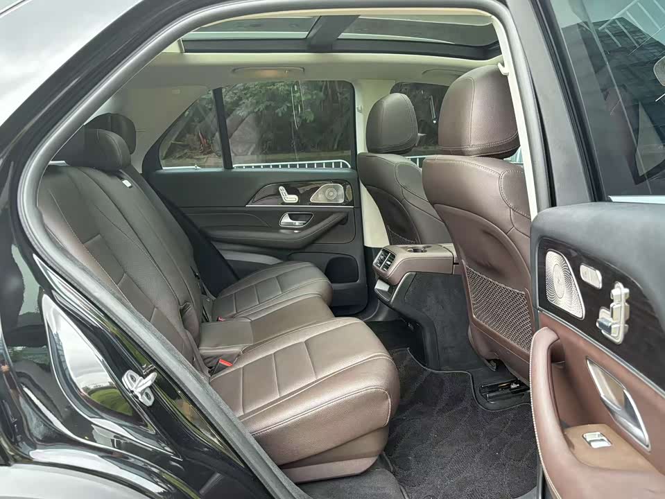 Mercedes-Benz GLE Mercedes-Benz GLE