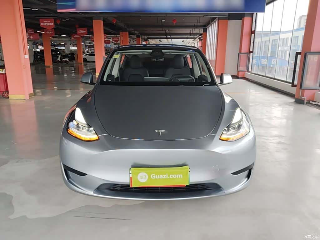 Tesla Model Y, 2024 3