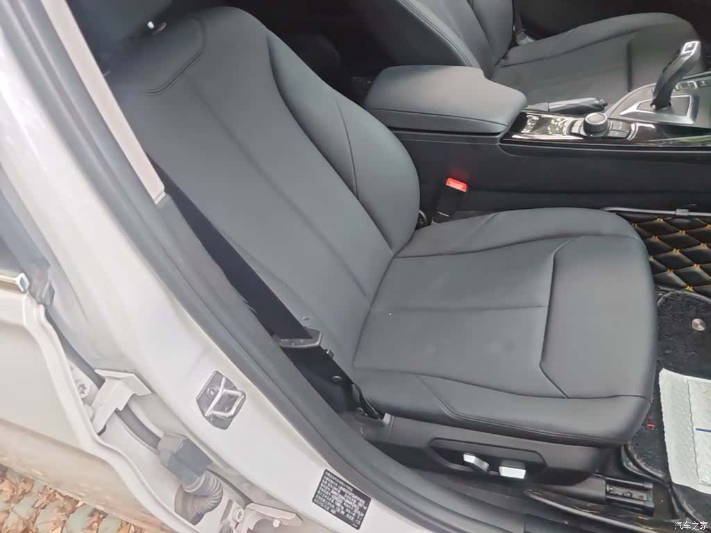 BMW 3 Series, 2016 25