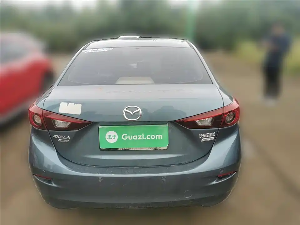 Mazda 3 Angkesaila