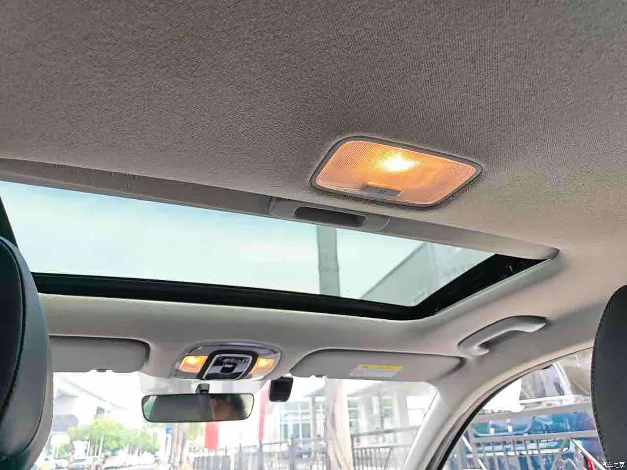 Hyundai Elantra, 2022 8