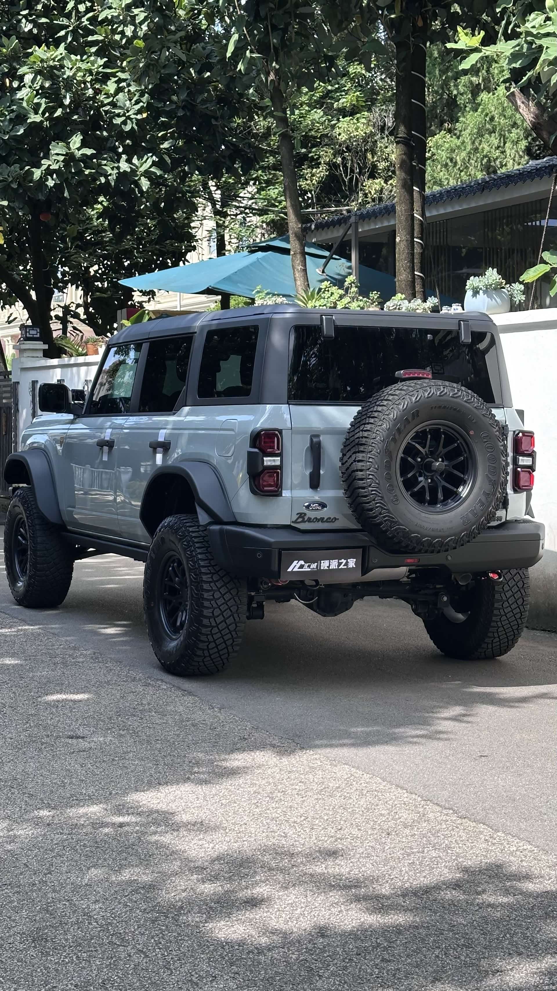 Ford Bronco, 2024 3