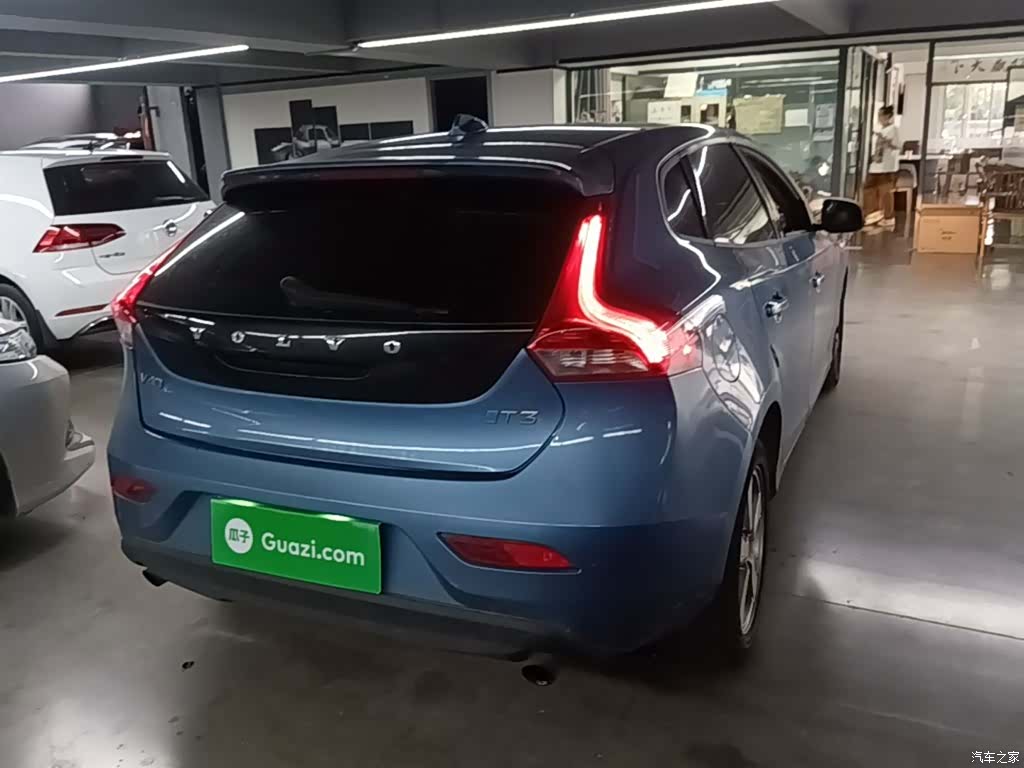 Volvo V40, 2016 7