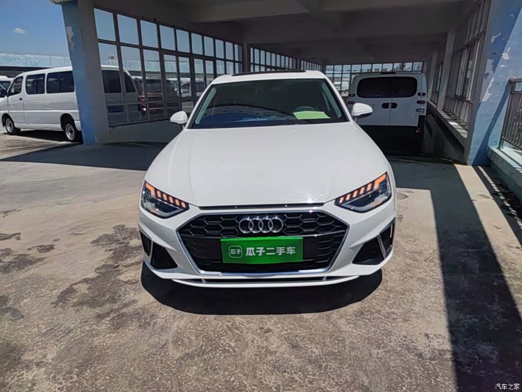 Audi A4L, 2021 3