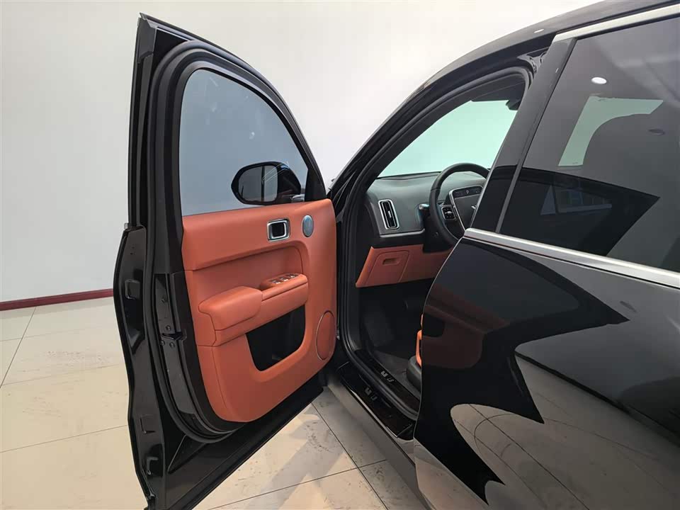 Li Auto Ideal L8